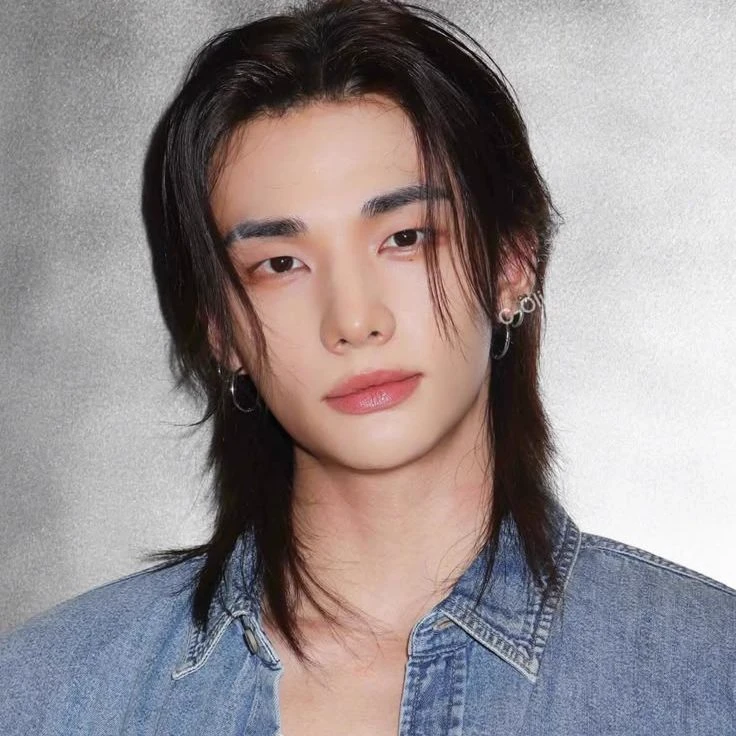 Hyunjin thumbnail