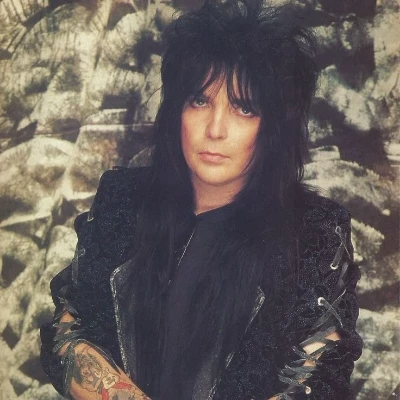 Mick Mars thumbnail