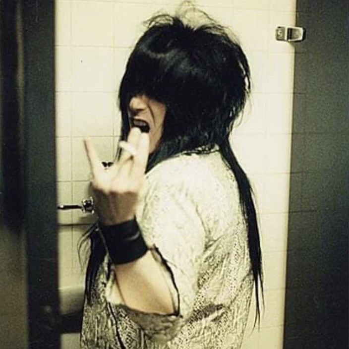 Mick Mars thumbnail