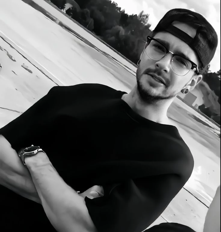 tom kaulitz thumbnail