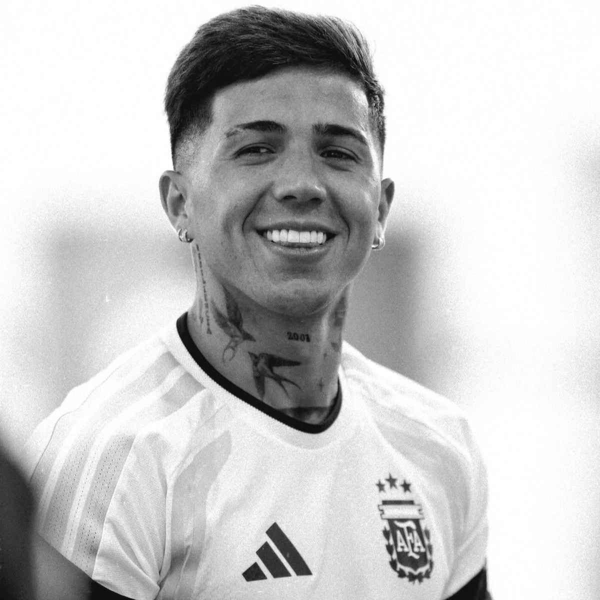 Enzo Fernandez thumbnail