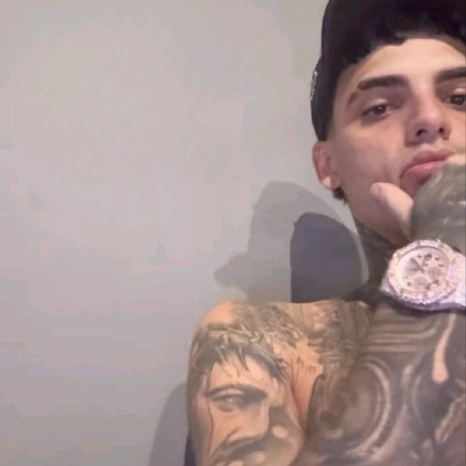 Raúl (Luar La L) thumbnail