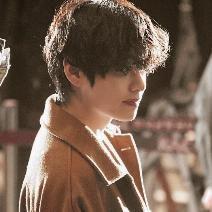 Kim Taehyung thumbnail
