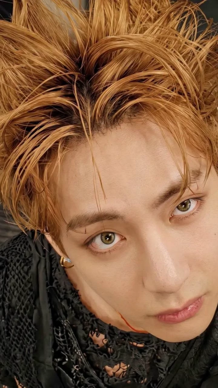 Kim Taehyung thumbnail