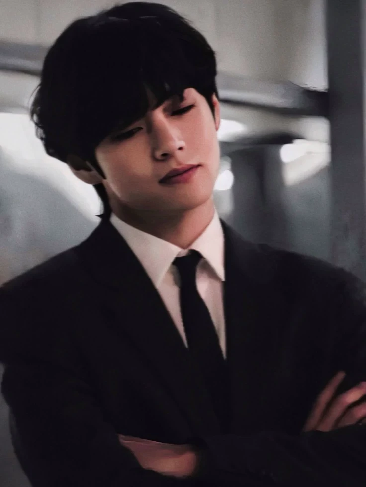 Kim Taehyung thumbnail