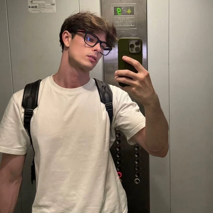 Mattias de la Torre thumbnail