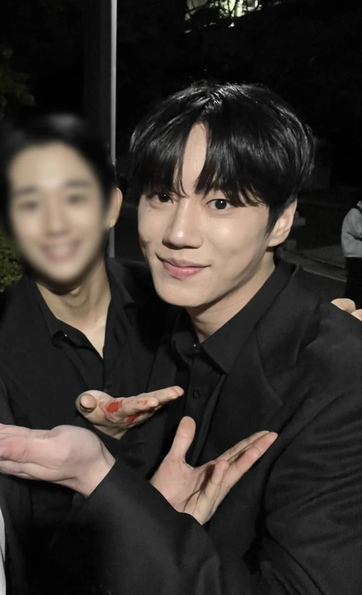 Lee Junyoung thumbnail