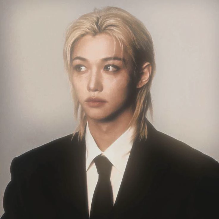 Lee felix thumbnail