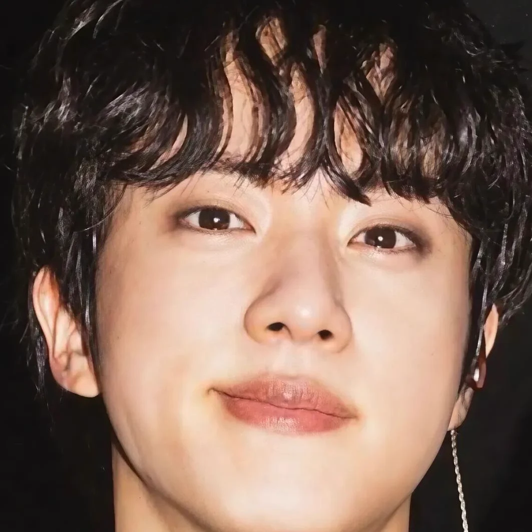 KIM SEOK-JIN thumbnail