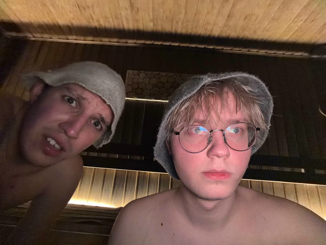 Денис (Drakeoffc) и Илья(малозев) и вы thumbnail