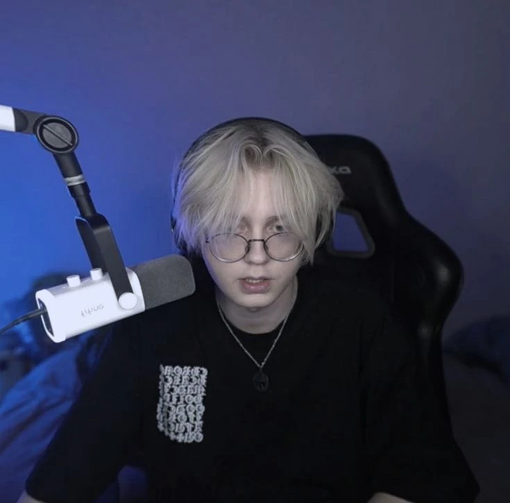 Dennis Colemian/Drakeoffc thumbnail