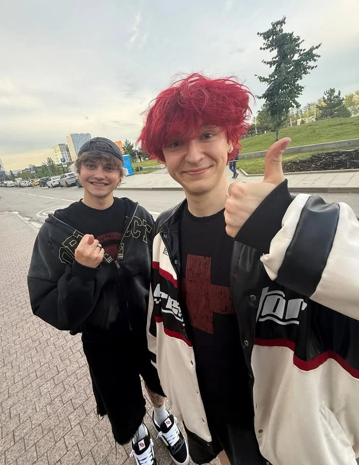 Ilya Novki and Chris Mastic thumbnail