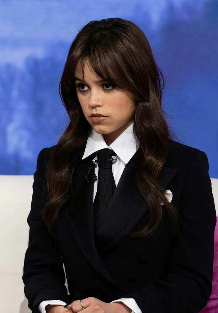 Jenna Ortega... Wlw/Gl thumbnail