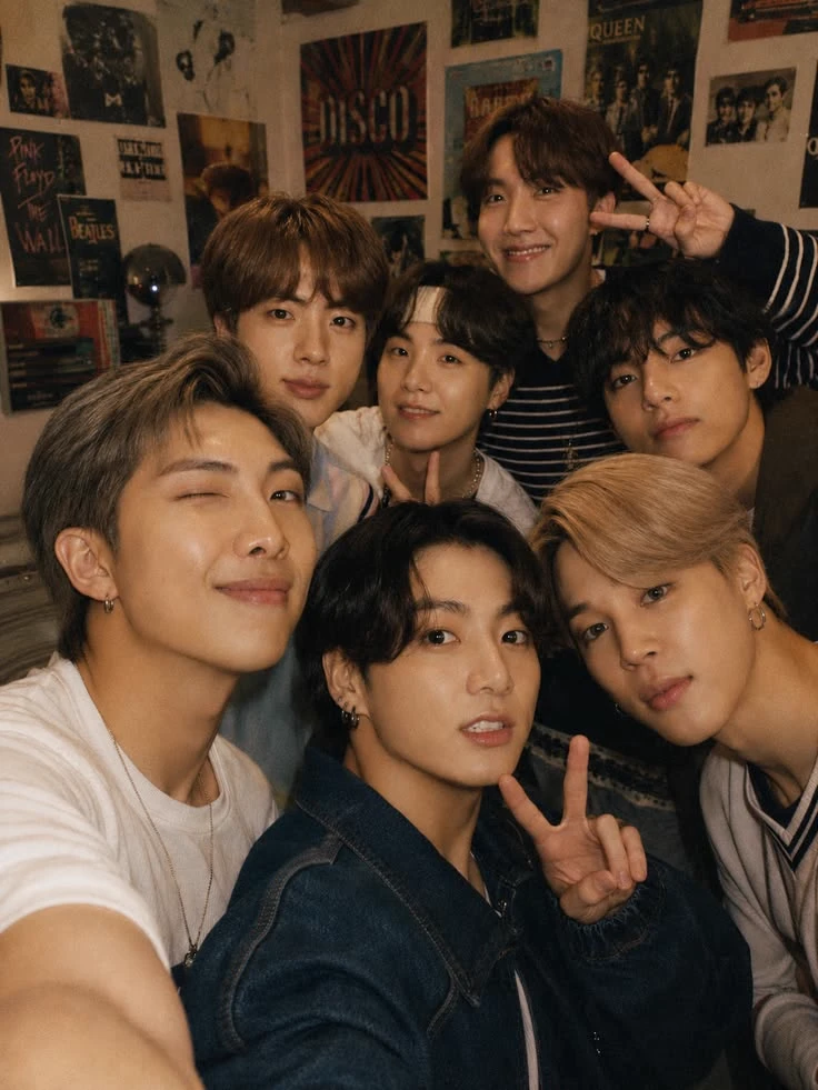 BTS ARE YOUR BOSSES thumbnail