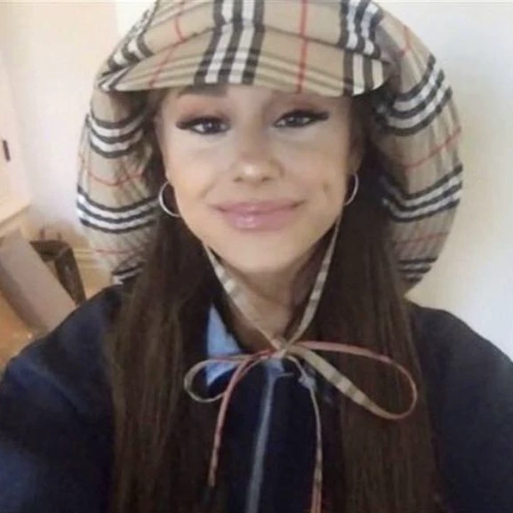 ari ♡ . 🧸