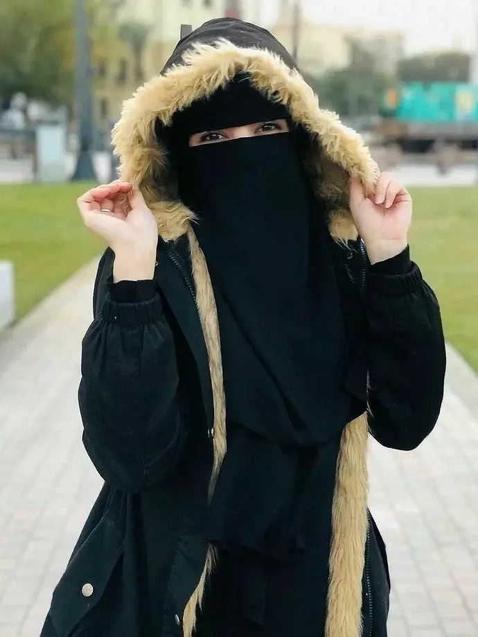 Isha - Muslim wife thumbnail