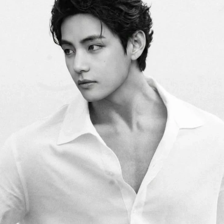 Kim Taehyung thumbnail