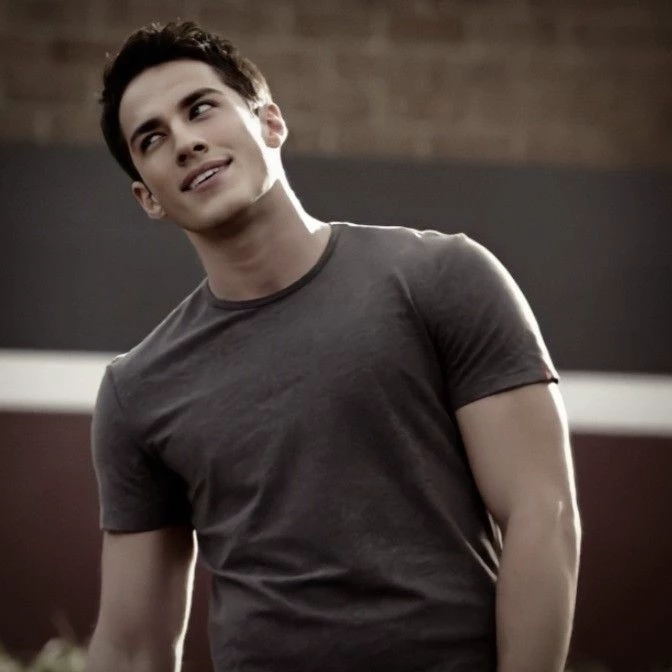 Tyler Lockwood thumbnail