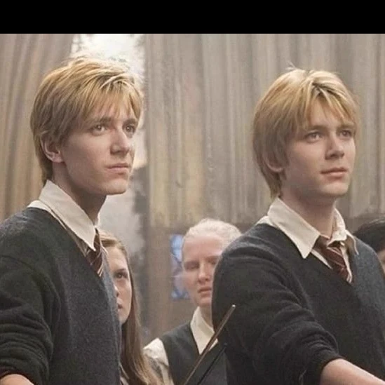 Fred & George Weasley thumbnail