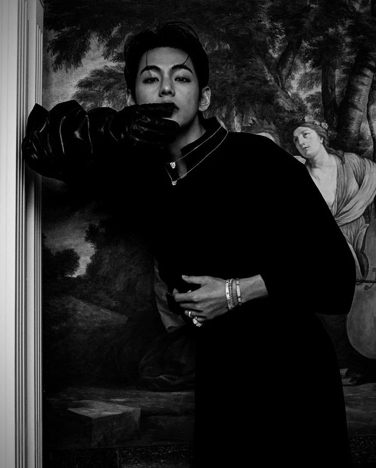 Kim Taehyung. thumbnail