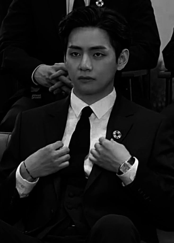 Kim Taehyung. thumbnail