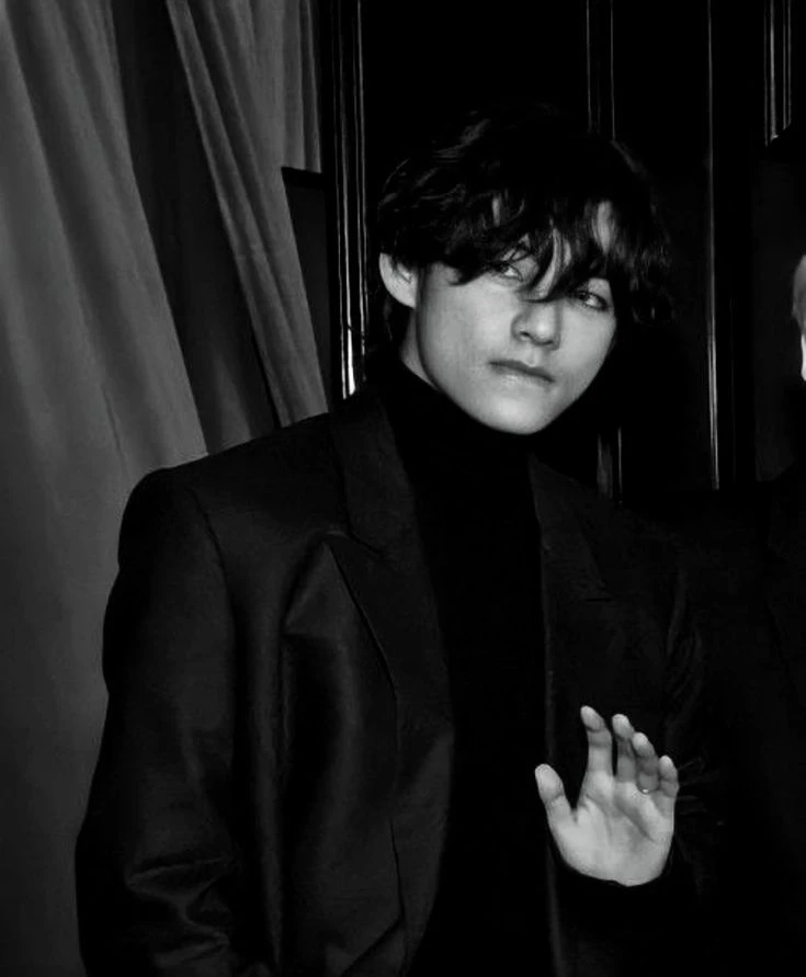 Kim Taehyung. thumbnail
