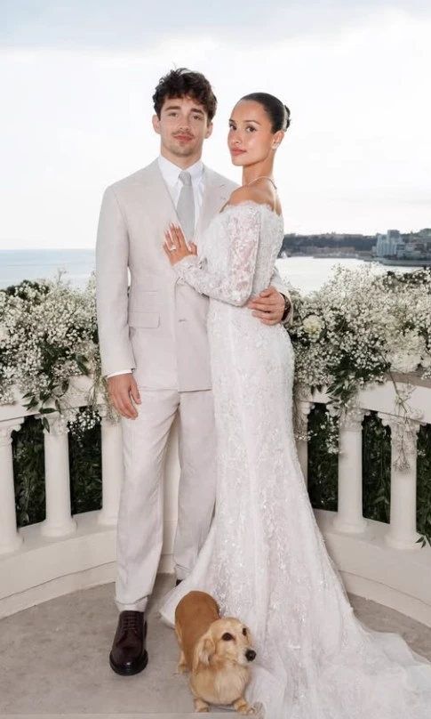 Charles leclerc y Alexandra saint thumbnail