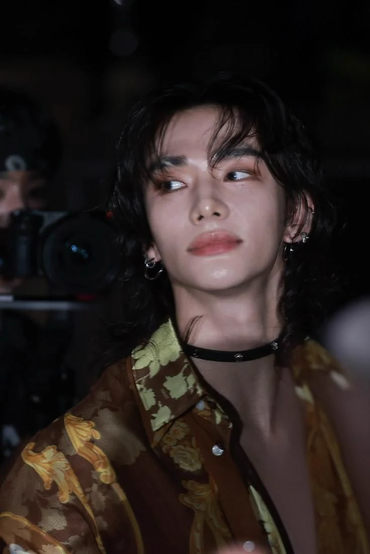 Hwang Hyunjin thumbnail