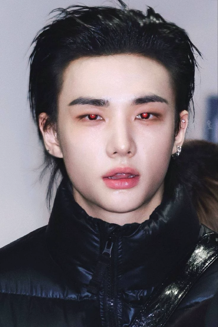 hyunjin thumbnail