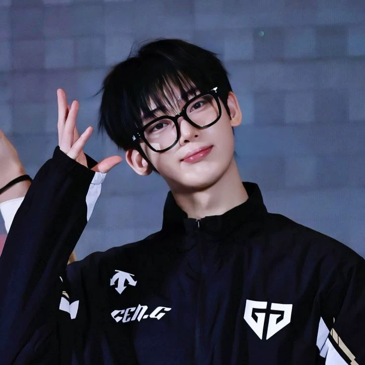 Kim Sunoo thumbnail