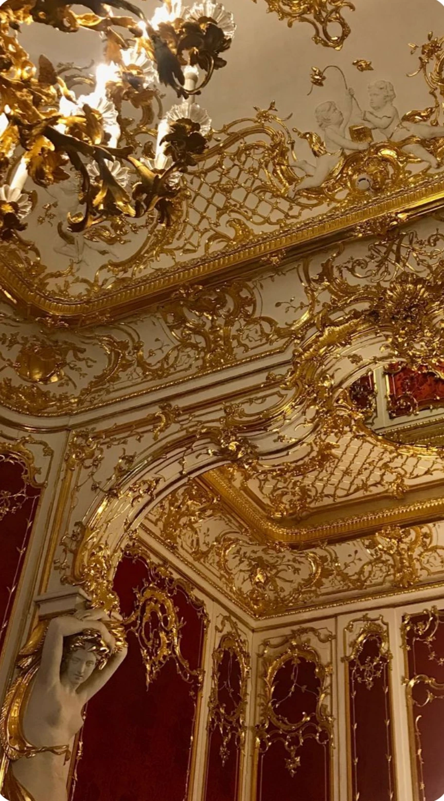 Royal story thumbnail