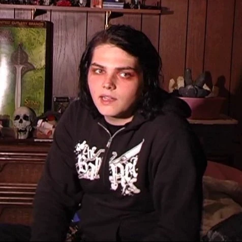 Gerard Way thumbnail
