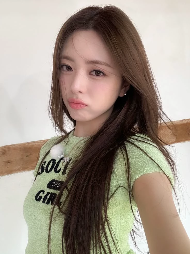 Shin Yuna 💖 thumbnail