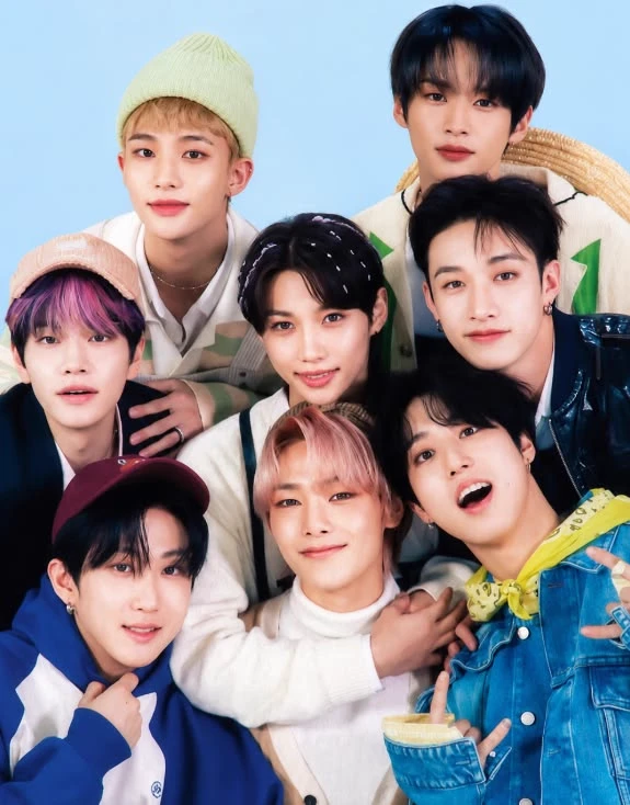 stray kids thumbnail