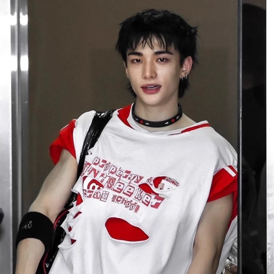 Hwang Hyunjin thumbnail