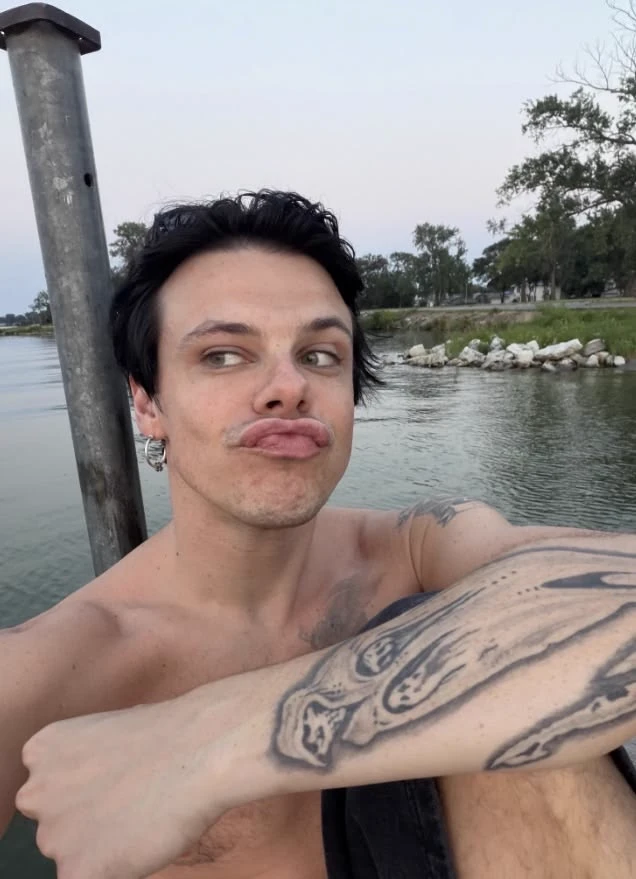 Dominic Richard Harrison (Yungblud) thumbnail