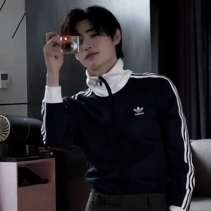 Sunghoon thumbnail