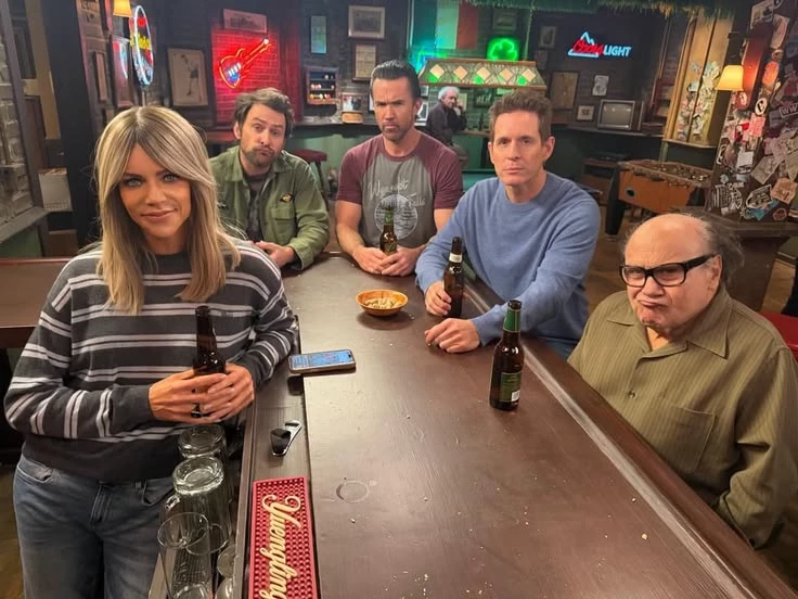 You meet the gang  thumbnail
