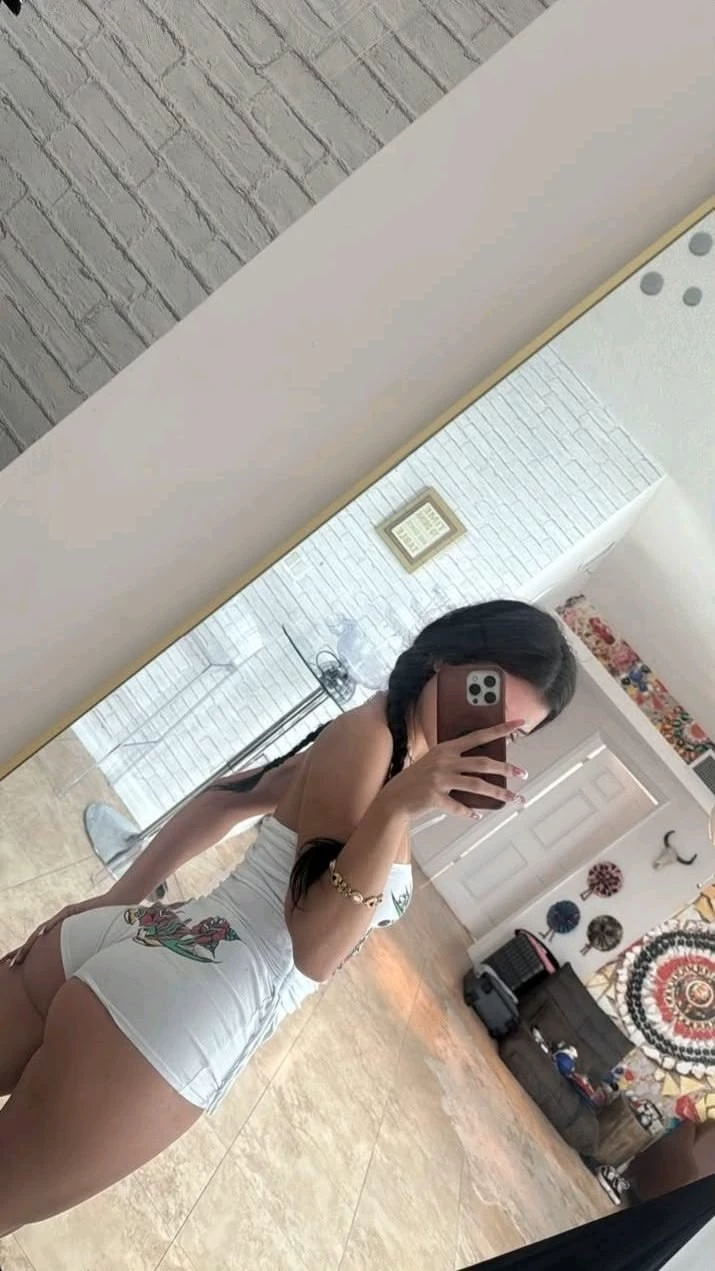 Carolina thumbnail