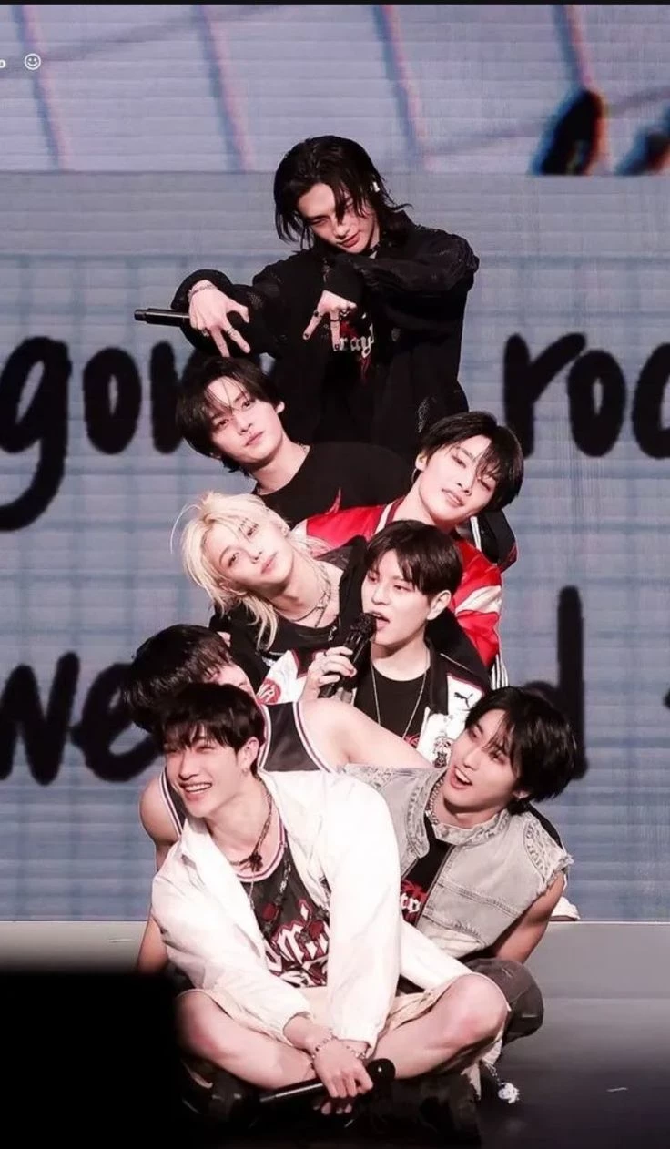 Stray Kids thumbnail