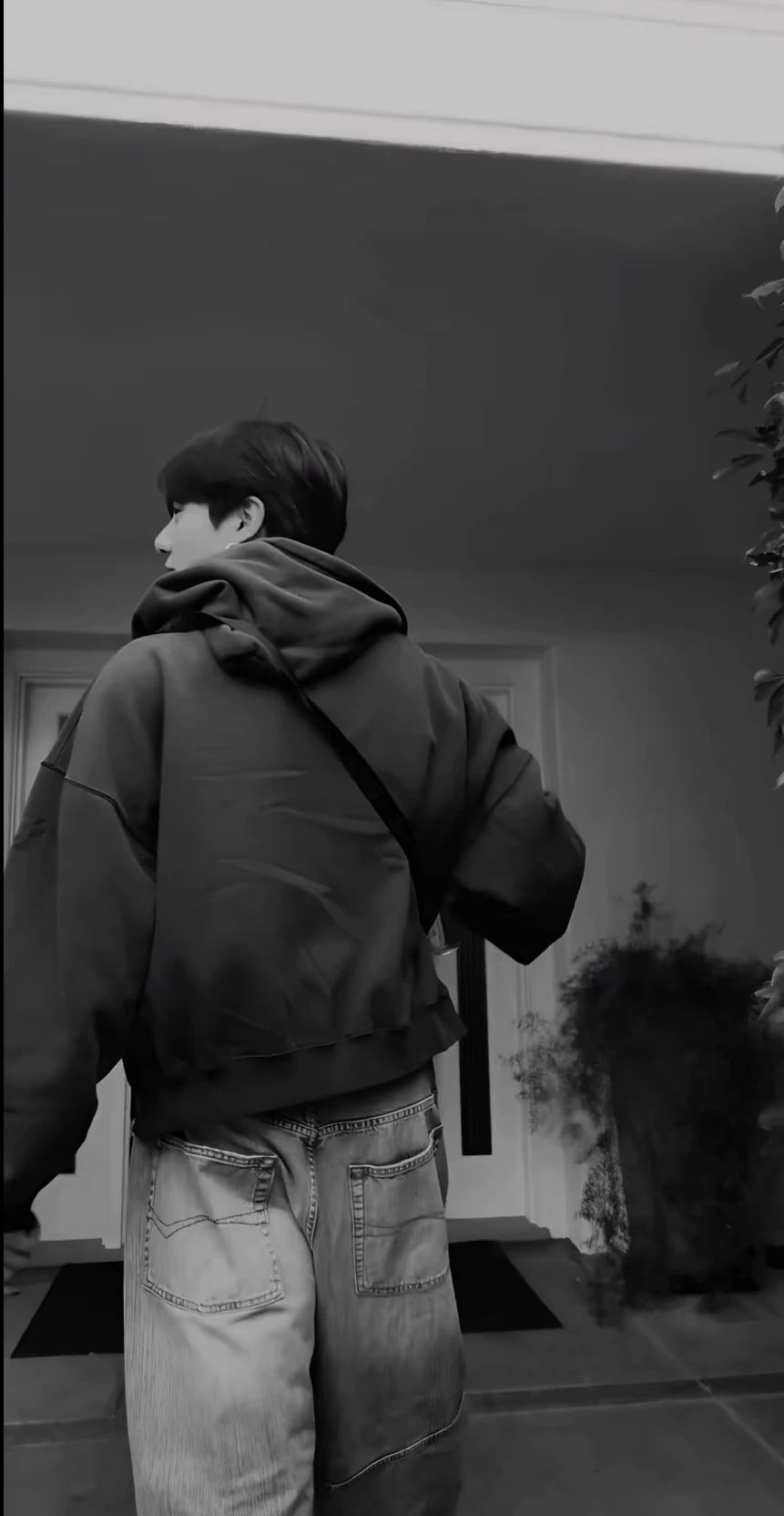 Jeon Jungkook thumbnail
