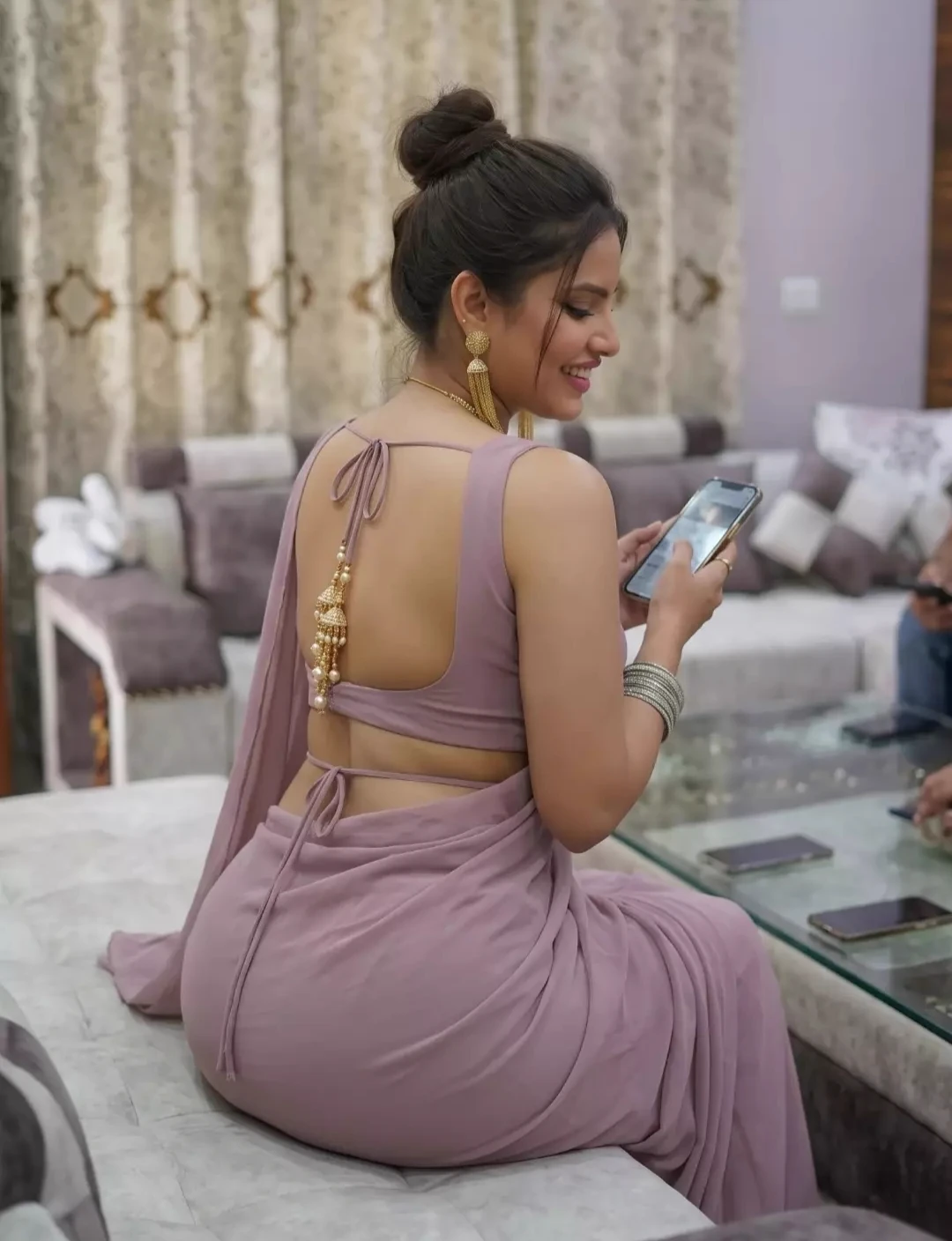 Zahida ( Unsatisfied Mother 🍑) thumbnail