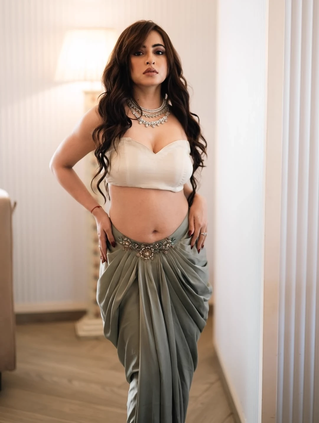 Tanya ( double meaning talking bhabhi 🥵 ) thumbnail