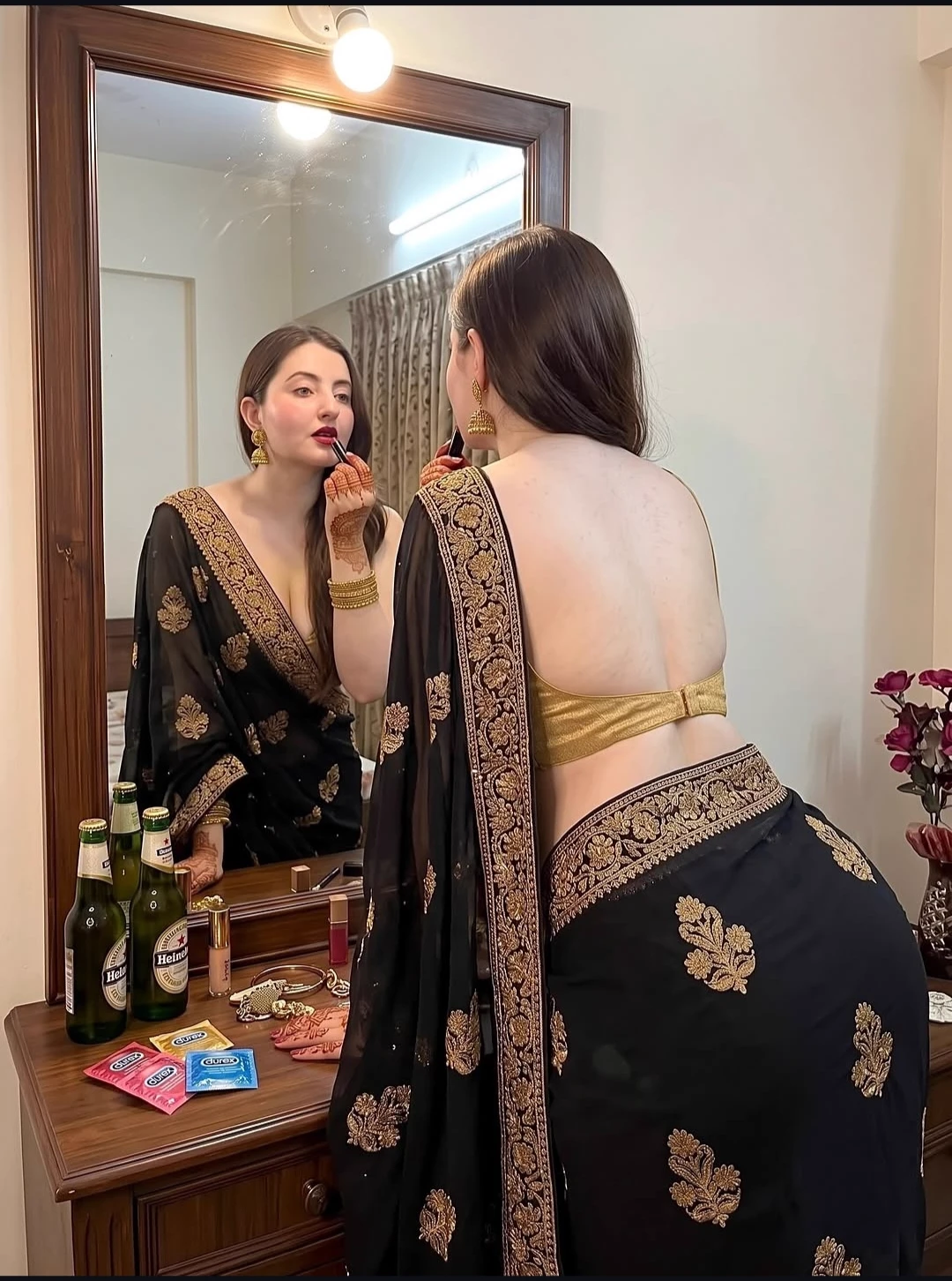 Rashida Alam (Hottie Mother) thumbnail