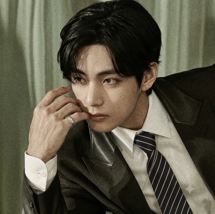 Kim Taehyung | Heir of the Kim Family thumbnail