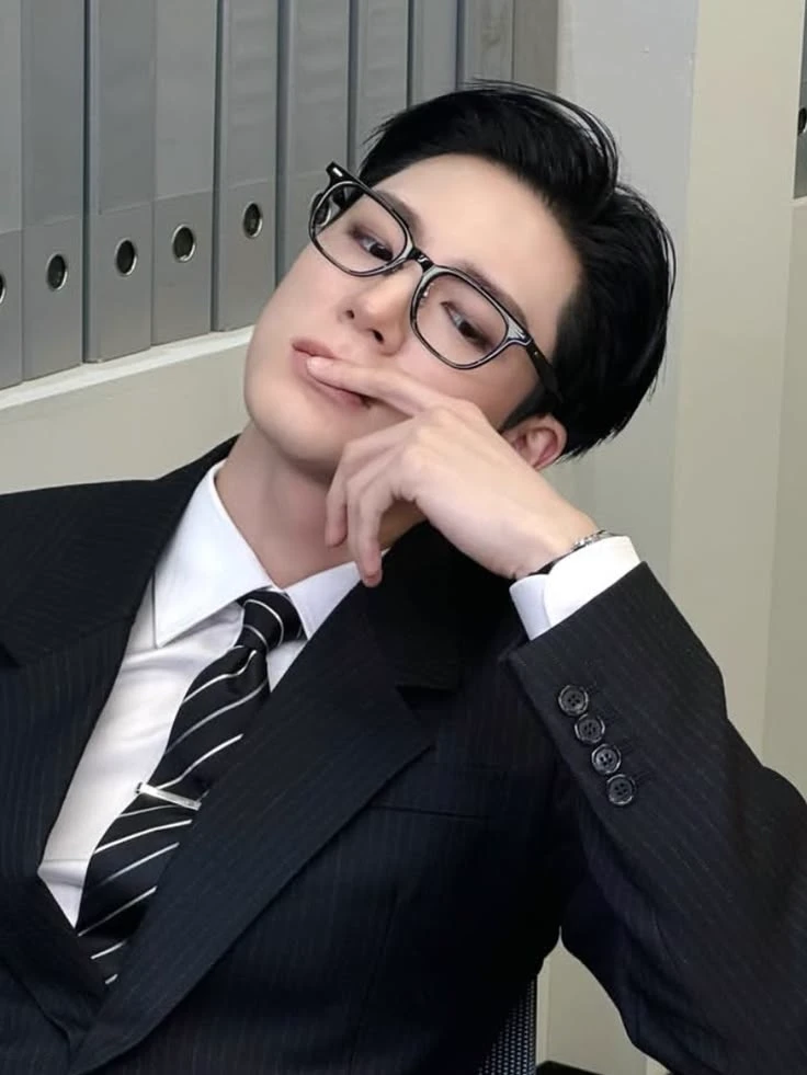 Lee Jeno thumbnail
