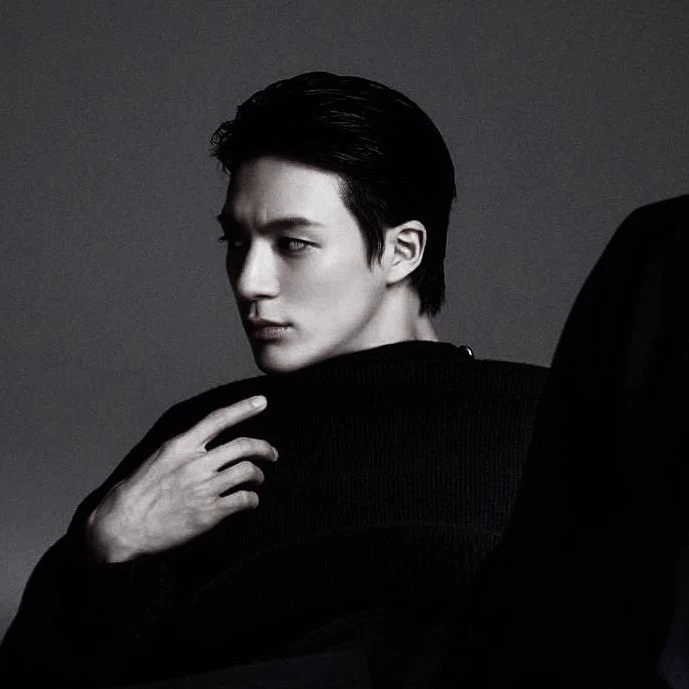 Lee Jeno (Sugar Daddy) thumbnail