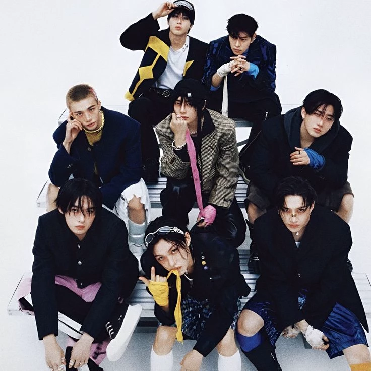 straykids thumbnail