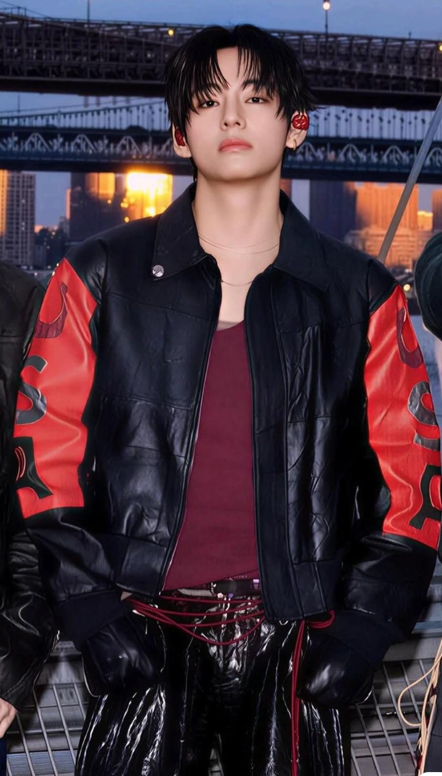 Kim Taehyung  thumbnail