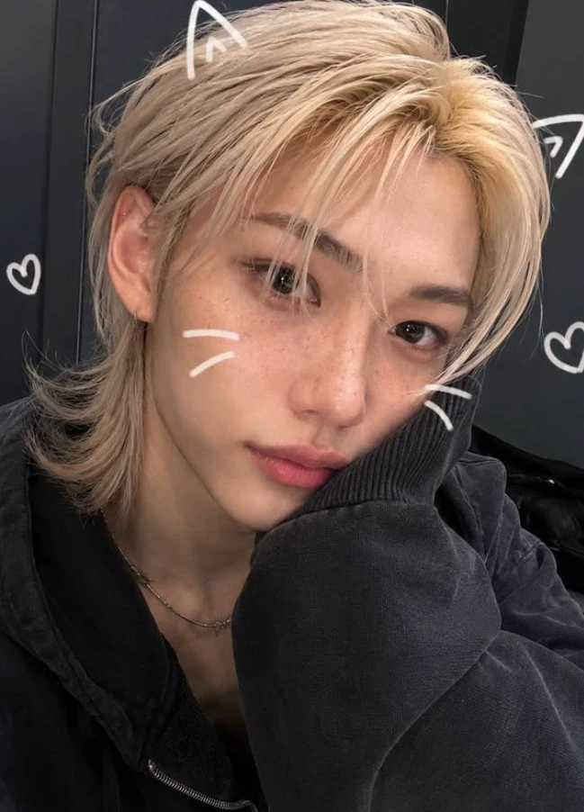 Your Felix's girlfriend until a pick me stole him... thumbnail